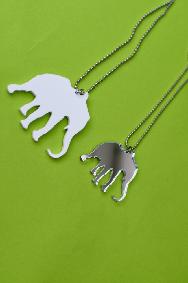 Anton Norsu Kaulakoru Iso Ja Pieni Eri Värejä titiMadam Jewelry Anton Norsu Kaulakoru Iso Ja Pieni Eri Värejä titiMadam Jewelry