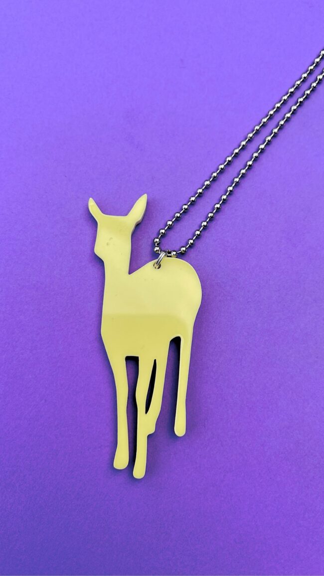 juan Bambi iso vaaleankeltainen kaulakoru titiMadam juan Bambi iso vaaleankeltainen kaulakoru titiMadam