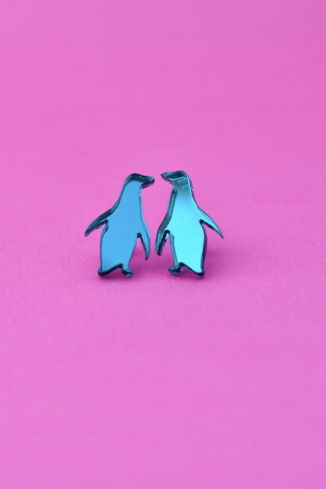 Bozan Pingviini pienet nappikorvakorut jade peili titiMadam Bozan Pingviini pienet nappikorvakorut jade peili titiMadam