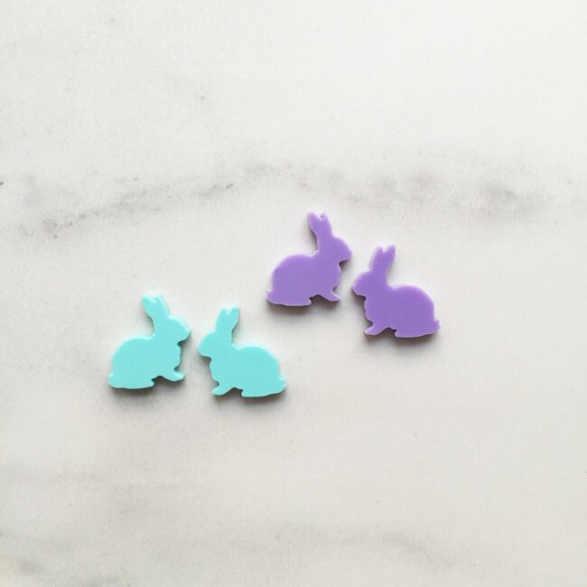 Pauliina Bunny earring studs 1 Pauliina Bunny pupu nappikorvakorut eri väreissä.