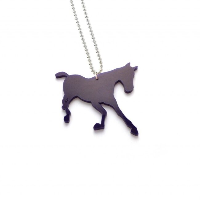 Emma hevonen kaulakoru navyblue musta titiMadam Jewelry Emma hevonen kaulakoru navyblue musta titiMadam Jewelry