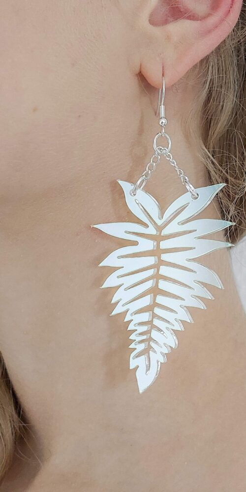 Fern iridescent isot korvakorut titiMadam Jewelry