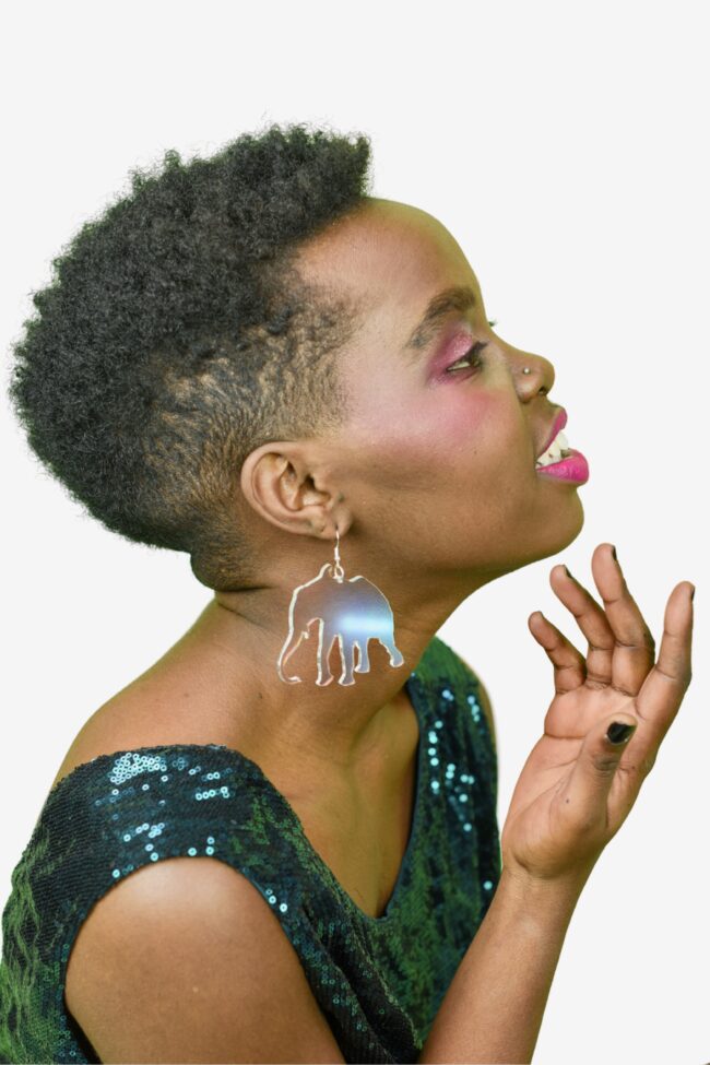 Anton Norsu midi iridescent korvakorut titiMadam Jewelry Anton Norsu midi iridescent korvakorut titiMadam Jewelry