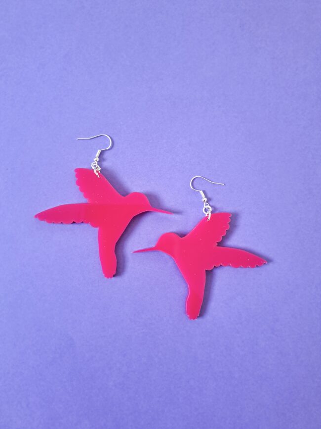 vilma-kolibri-pinkki-isot-korvakorut Isot Kolibri Korvakorut Pinkki titiMadam Jewely