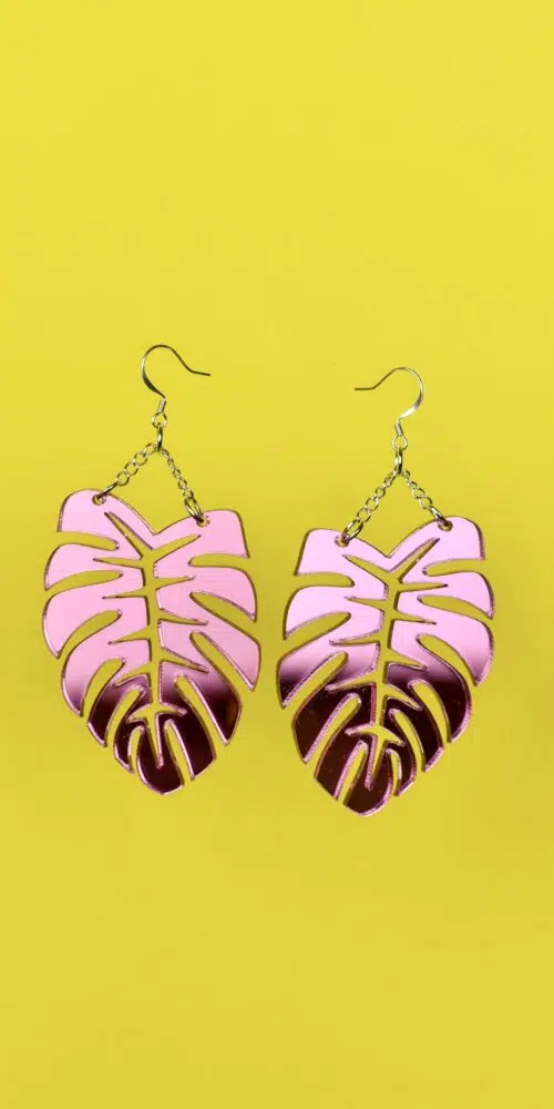 Isot Monstera korvakorut pinkki peili sävyssä titiMadam Jewelry