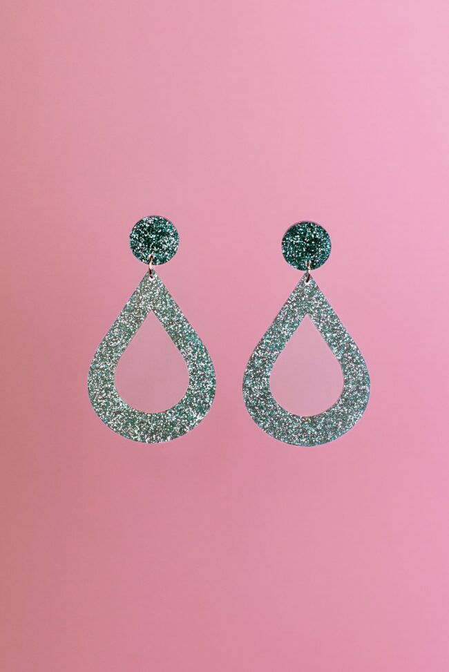 pisara-korvakorut-tappikiinnitys-jade-glitter pisara-korvakorut-tappikiinnitys-jade-glitter