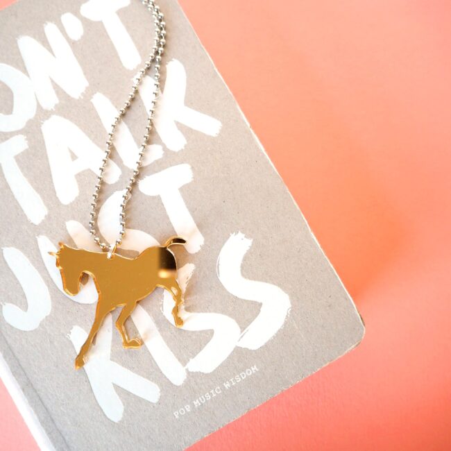 Emma Hevonen iso kaulakoru kulta peili titiMadam Jewelry Emma Hevonen iso kaulakoru kulta peili titiMadam Jewelry