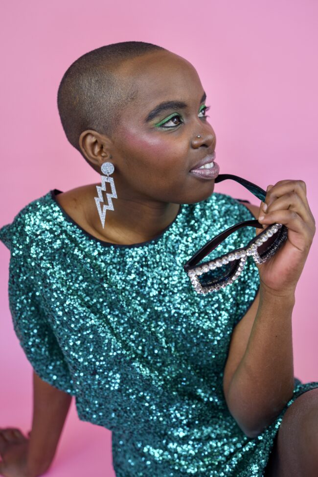 salama.tapilla.korvakorut.hopea.glitter.malli Glitter salama-korvakorut hopea titiMadam