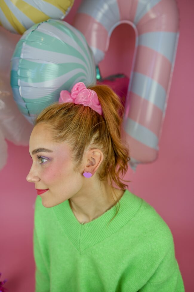 huulet-nappikorvakorut-purkkapinkki-malli huulet-nappikorvakorut-purkkapinkki-malli