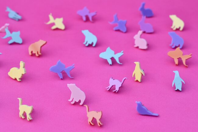 Pienet Värikkäät Eläinaiheiset Nappikorvakorut titiMadam Jewelry Pienet Värikkäät Eläinaiheiset Nappikorvakorut titiMadam Jewelry