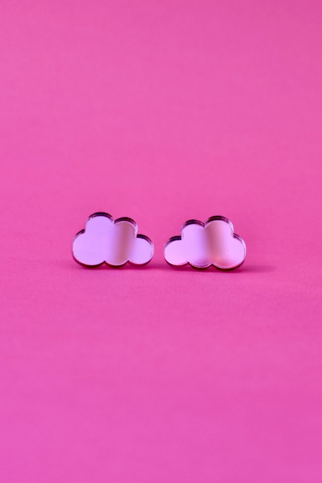 Pienet Pilvi Nappikorvakorut pinkki peili titiMadam Jewelry Pienet Pilvi Nappikorvakorut pinkki peili titiMadam Jewelry