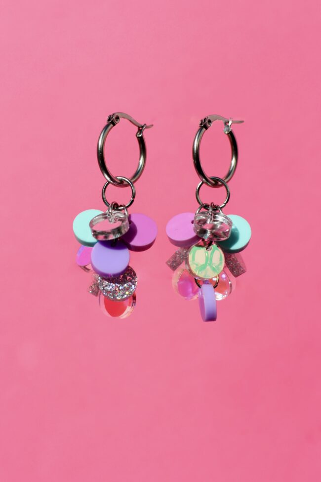 DOP GRAPE Party Moniosaiset Moniväriset Korvakorut titiMadam DOP GRAPE Party Moniosaiset Moniväriset Korvakorut titiMadam