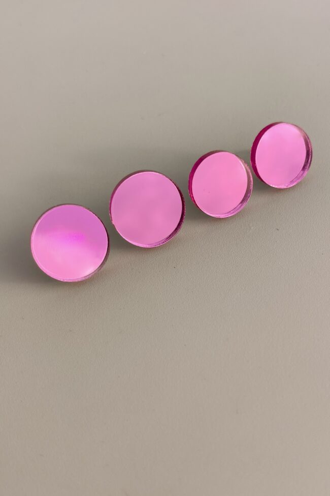 Pyöreät Nappikorvakorut Pinkki Peili Kaksi Kokoa titiMadam Jewelry Pyöreät Nappikorvakorut Pinkki Peili Kaksi Kokoa titiMadam Jewelry