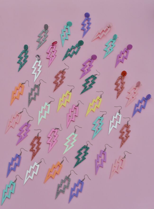 Salama Isot Korvakorut Useita Värejä titiMadam Salama Isot Korvakorut Useita Värejä titiMadam