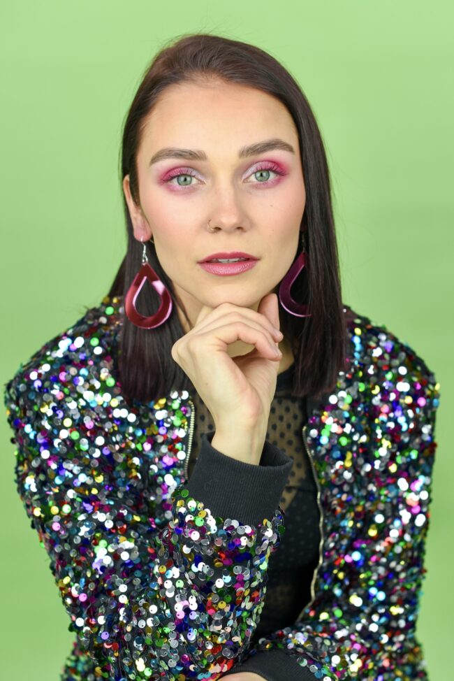 pisara.peili.pinkki.malli.koukulla pisara.peili.pinkki.malli.koukulla