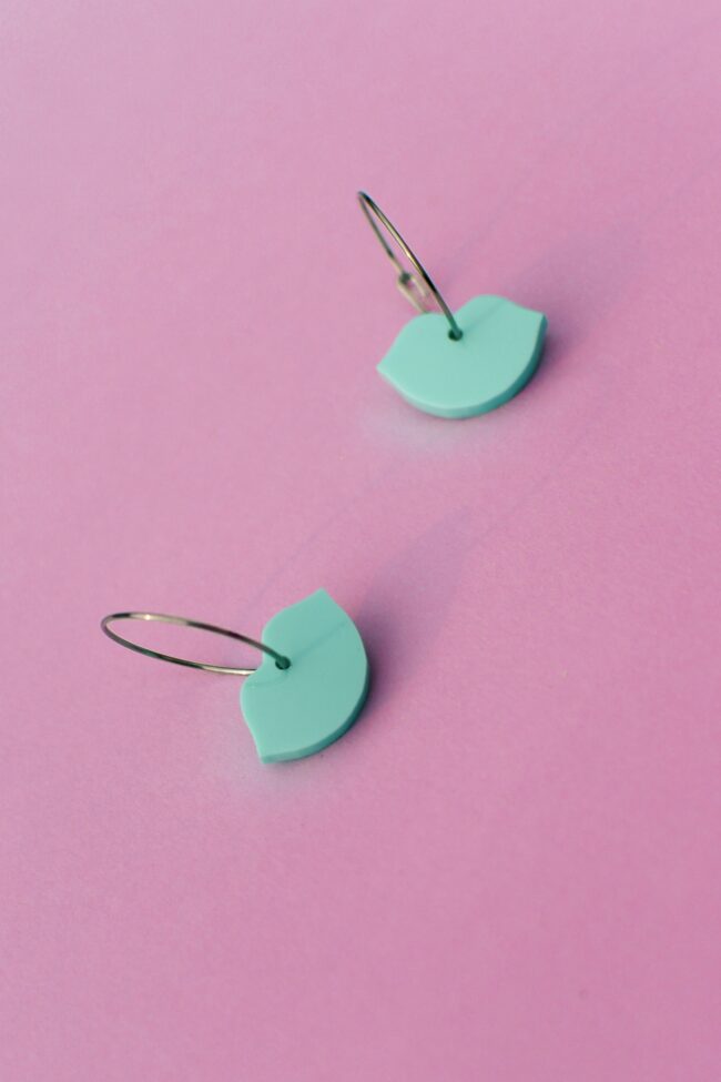 Pienet Roikkuvat Huulet Korvakorut Minttu Pienet Roikkuvat Huulet Korvakorut Minttu titiMadam