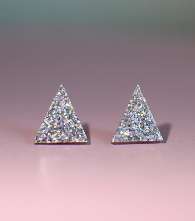 Pienet Glitter Kolmio Nappikorvakorut Hopea titiMadam Jewelry Pienet Glitter Kolmio Nappikorvakorut Hopea titiMadam Jewelry