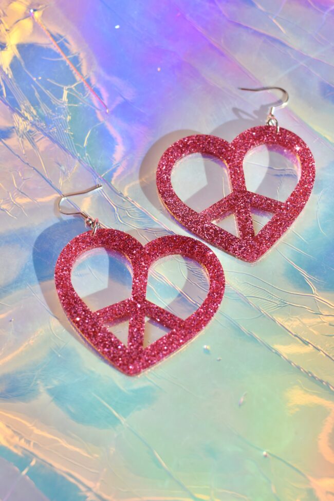 Isot Peace Glitter Korvakorut Pinkki Isot Peace Glitter Korvakorut Pinkki titiMadam