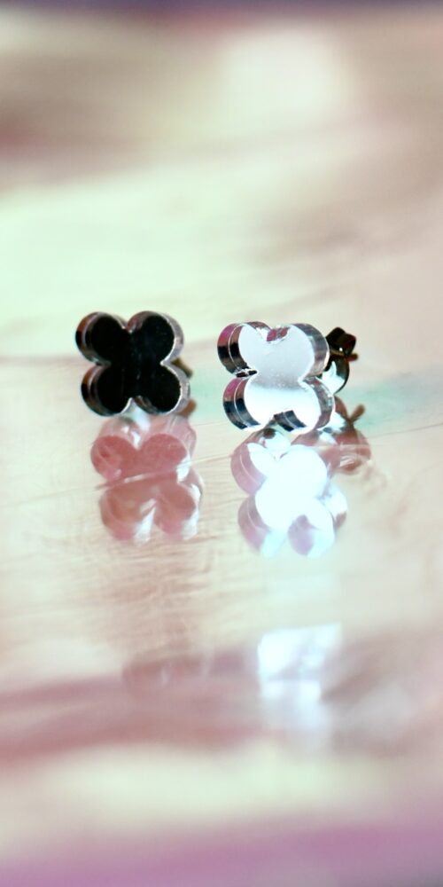 Pienet hopea peili Onnenapila nappikorvakorut titiMadam