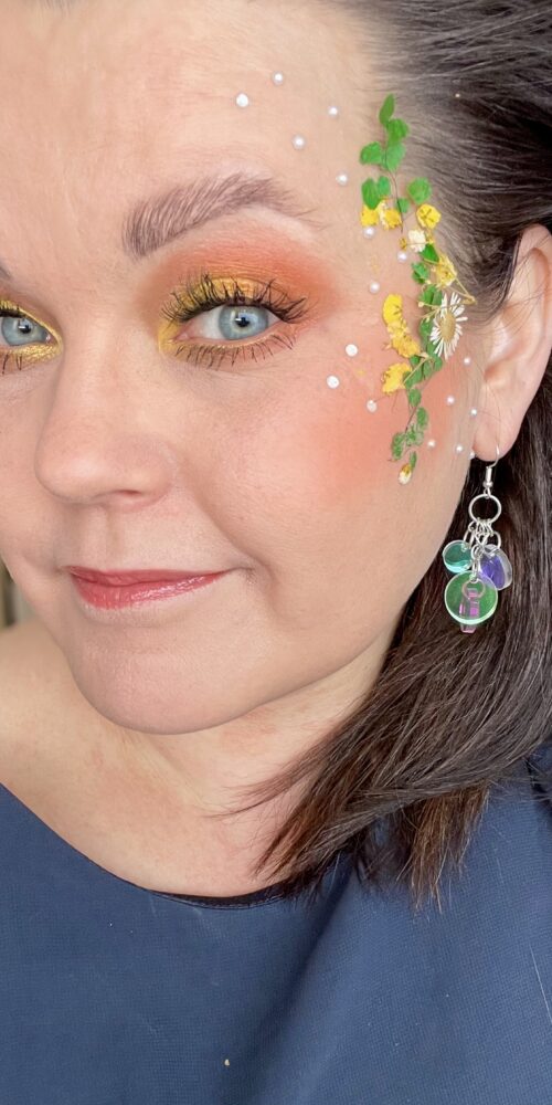 DOP BASIC Iridescent moniosaiset iridescent korvakorut titiMadam Jewelry