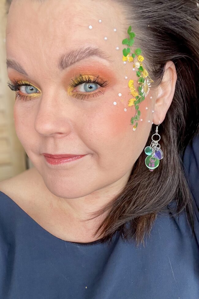 DOP BASIC Iridescent moniosaiset iridescent korvakorut titiMadam Jewelry DOP BASIC Iridescent moniosaiset iridescent korvakorut titiMadam Jewelry