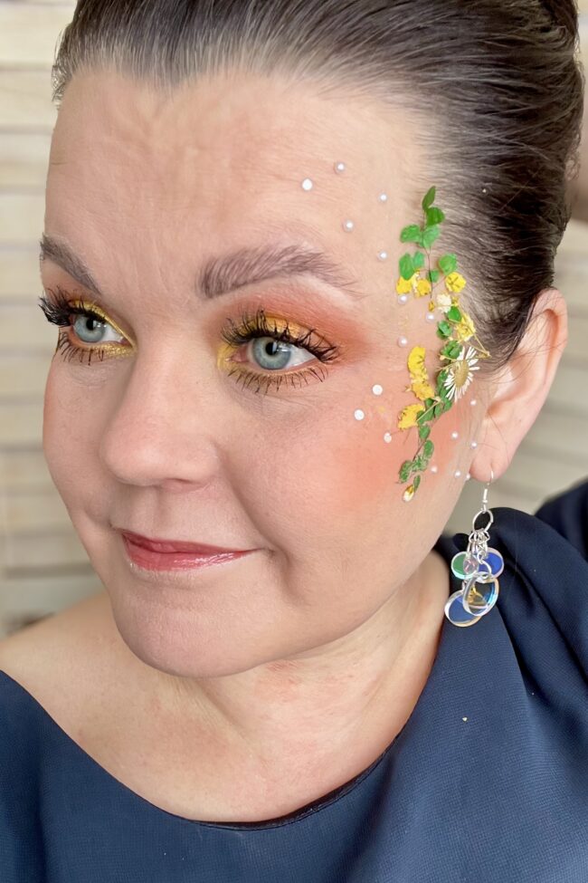 DOP BASIC Iridescent moniosaiset korvakorut titiMadam Jewelry DOP BASIC Iridescent moniosaiset korvakorut titiMadam Jewelry