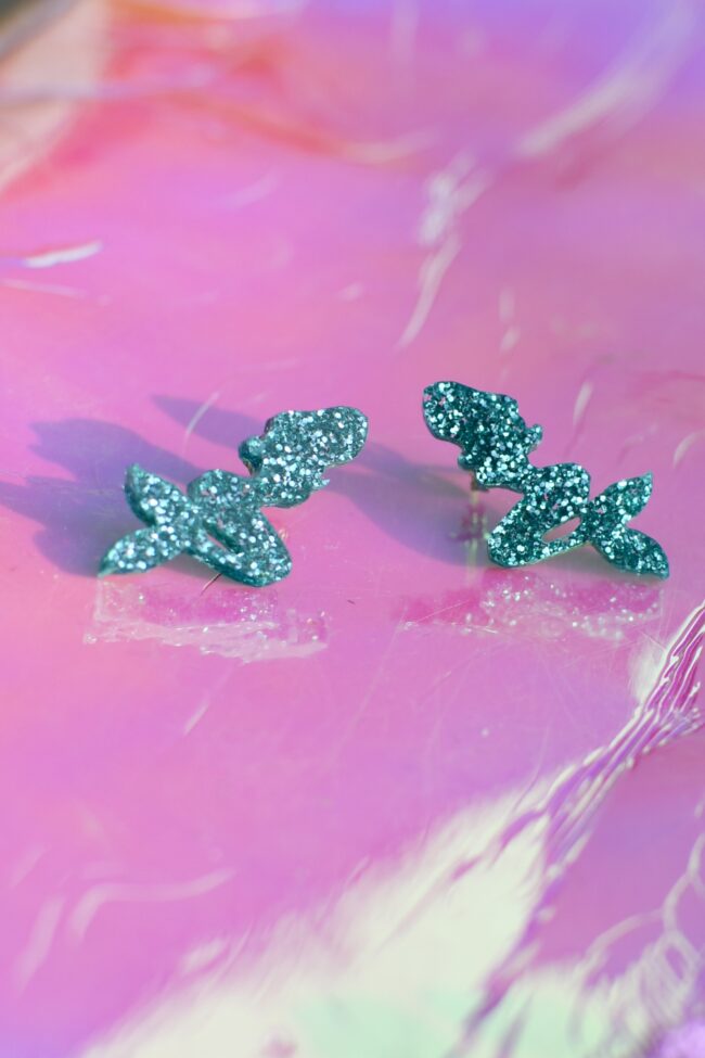 Glitter Merenneito Nappikorvakorut Jade titiMadam Glitter Merenneito Nappikorvakorut Jade titiMadam