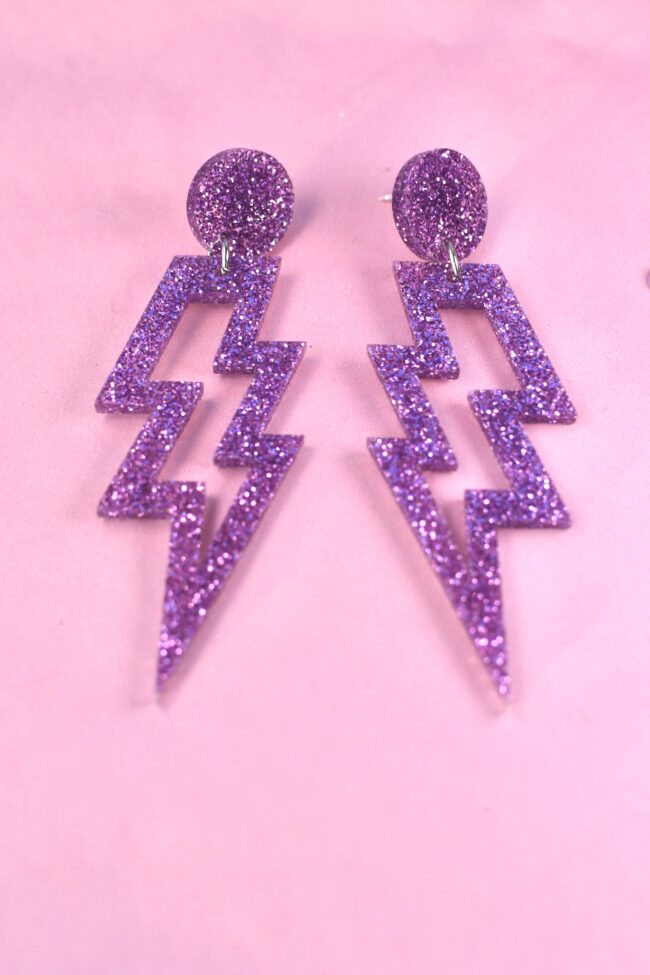 Isot Glitter Salama Korvakorut Liila Tappikiinnitys Isot Glitter Salama Korvakorut Liila Tappikiinnitys