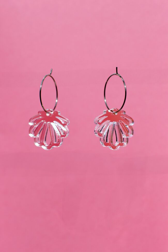 Pienet Simpukka Korvakorut Renkaalla Hologram titiMadam Pienet Simpukka Korvakorut Renkaalla Hologram titiMadam