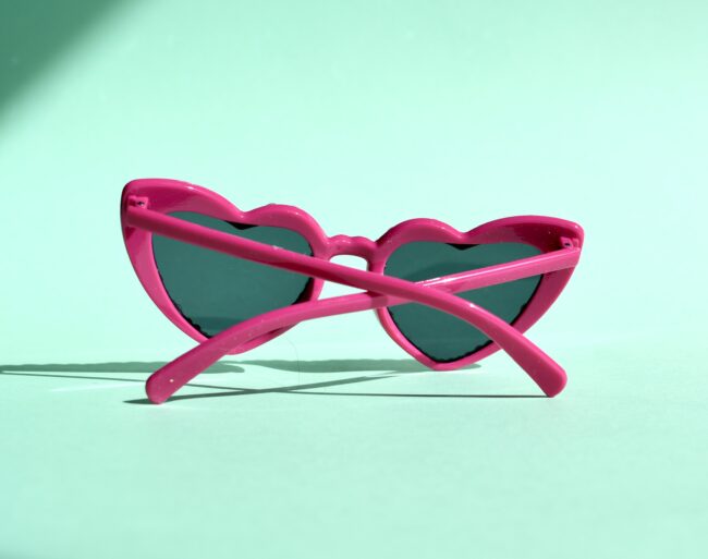 Sydämen malliset pinkit timantti aurinkolasit titiMadam Sydämen malliset pinkit timantti aurinkolasit titiMadam