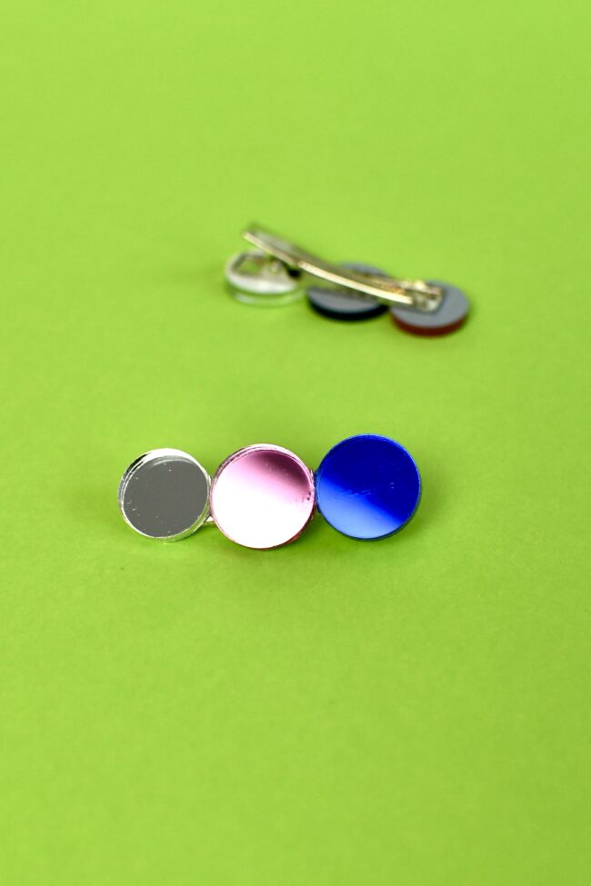 Monivärinen DOPPY pinni pyöreä hopea pinkki sininen titiMadam Monivärinen DOPPY pinni pyöreä hopea pinkki sininen titiMadam