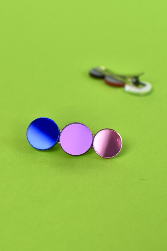 Monivärinen DOPPY pinni pyöreä sininen pinkki liila titiMadam Monivärinen DOPPY pinni pyöreä sininen pinkki liila titiMadam