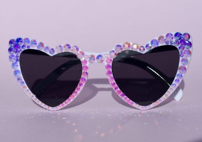 Valkoiset timanttikoristeiset aurinkolasit liila pinkki titiMadam Jewelry Valkoiset timanttikoristeiset aurinkolasit liila pinkki titiMadam Jewelry