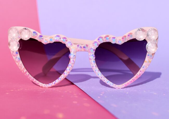 Vaaleanpunaiset sydämen muotoiset timantti aurinkolasit titiMadam Jewelry Vaaleanpunaiset sydämen muotoiset timantti aurinkolasit titiMadam Jewelry