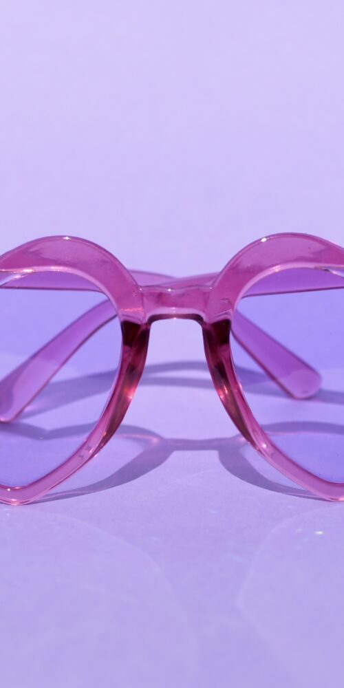 Sydämen malliset magentat aurinkolasit timanttikoristeilla titiMadam Jewelry