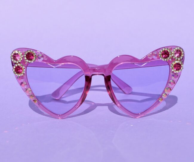 Sydämen malliset magentat aurinkolasit timanttikoristeilla titiMadam Jewelry 10 Sydämen malliset magentat aurinkolasit timanttikoristeilla titiMadam Jewelry
