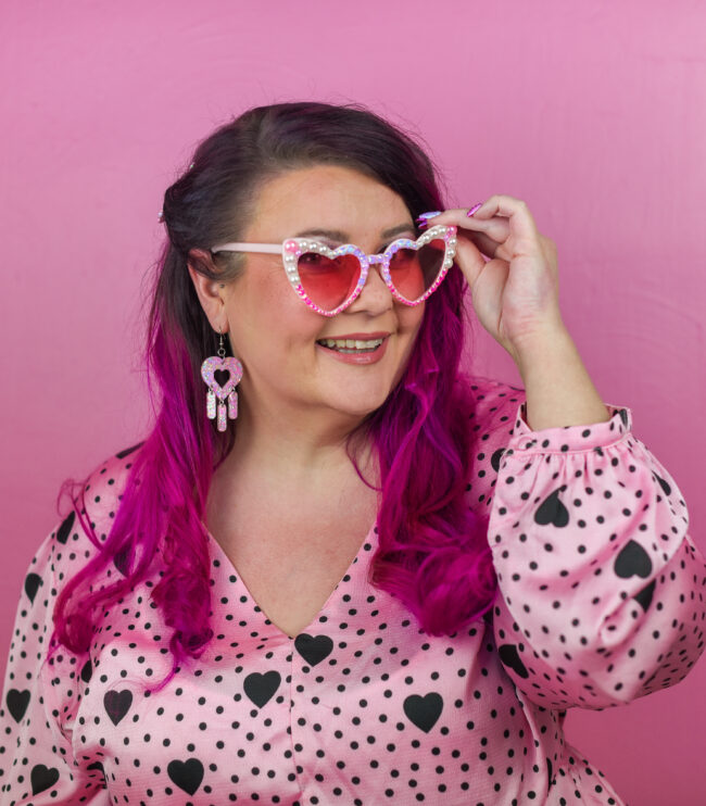 Sydämen malliset vaaleanpunaiset helmi aurinkolasit titiMadam Jewelry Sydämen malliset vaaleanpunaiset helmi aurinkolasit titiMadam Jewelry