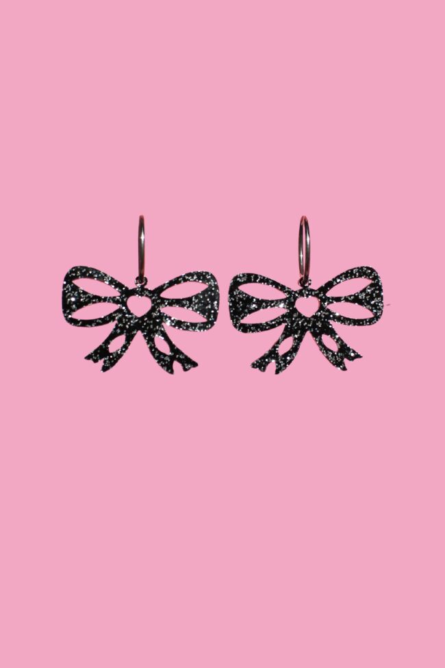 Rusetti korvakorut renkaalla musta glitter titiMadam