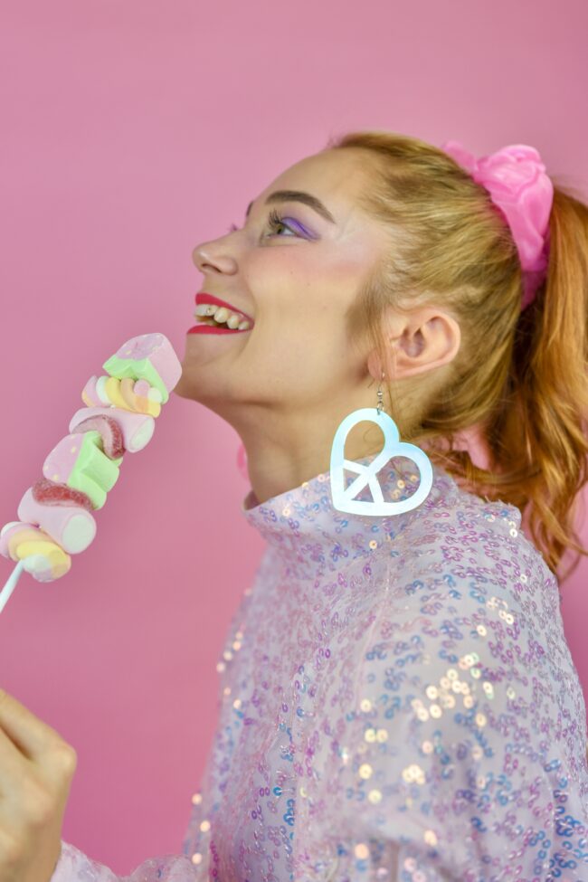 Peace Korvakorut iridescent titiMadam Jewelry Peace Korvakorut iridescent titiMadam Jewelry