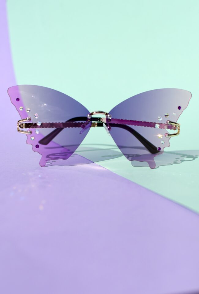 Perhosen malliset liilat timantti aurinkolasit titiMadam Perhosen malliset liilat timantti aurinkolasit titiMadam