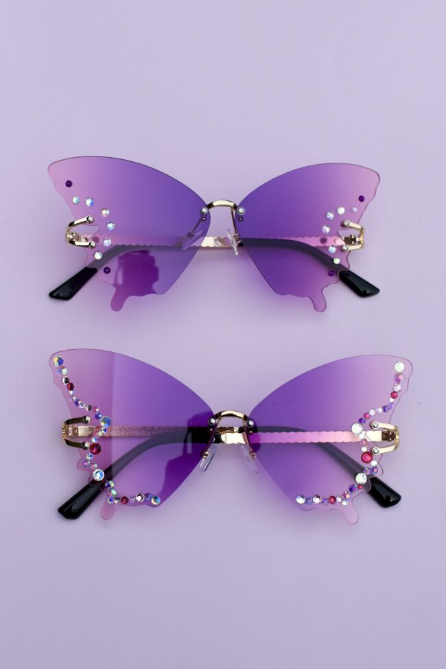 Timanttikoristeiset perhosen muotoiset liilat liukuväri aurinkolasit titiMadam