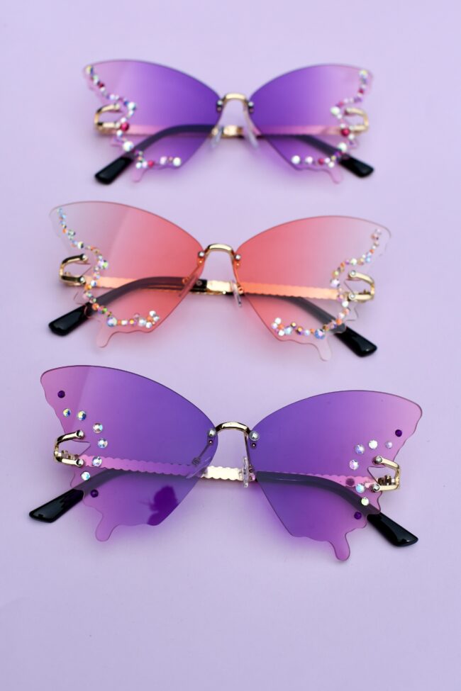 Timanttikoristeiset perhosen muotoiset värikkäät aurinkolasit liukuväri titiMadam Jewelry Timanttikoristeiset perhosen muotoiset värikkäät aurinkolasit liukuväri titiMadam Jewelry