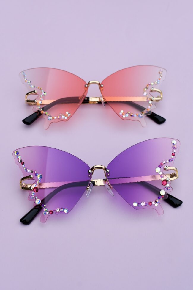 Timanttikoristeiset perhosen muotoiset värikkäät liukuvärjätäyt isot aurinkolasit titiMadam Jewelry Timanttikoristeiset perhosen muotoiset värikkäät liukuvärjätäyt isot aurinkolasit titiMadam Jewelry
