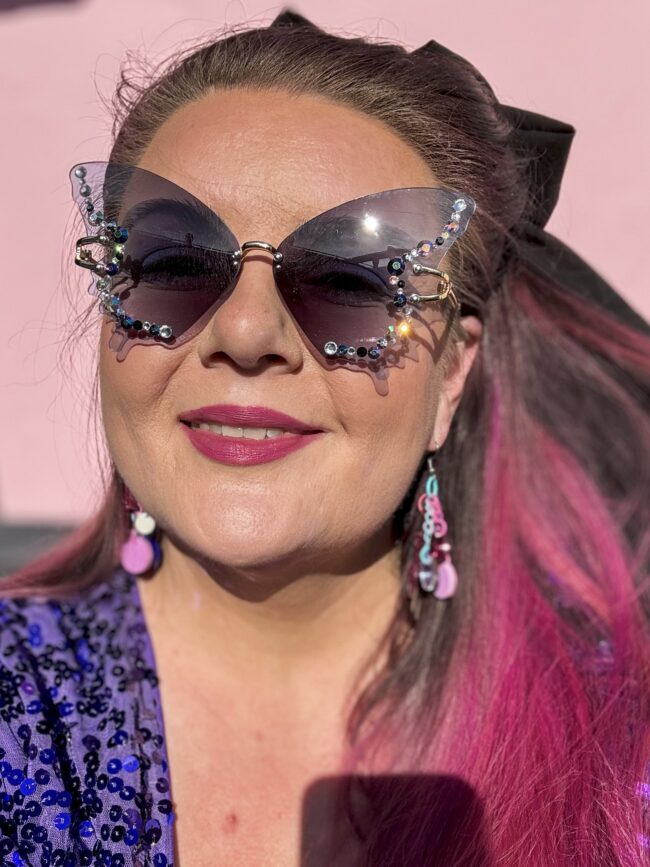 Perhosen malliset mustat timanttiaurinkolasit titiMadam Jewelry Perhosen malliset mustat timanttiaurinkolasit titiMadam Jewelry