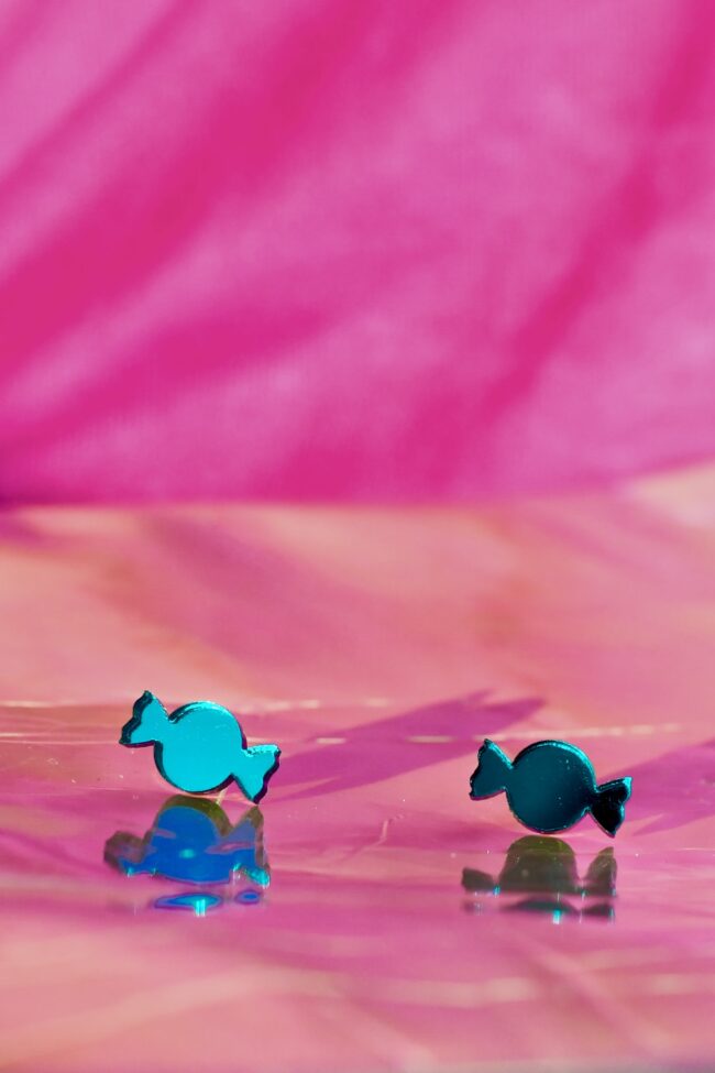 Karkki Nappikorvakorut jade peili titiMadam Jewelry Karkki Nappikorvakorut jade peili titiMadam Jewelry