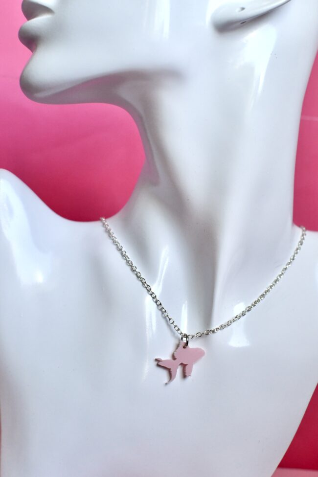 Pieni Kultakala Kaulakoru vaaleanpunainen titiMadam Jewelry Pieni Kultakala Kaulakoru vaaleanpunainen titiMadam Jewelry