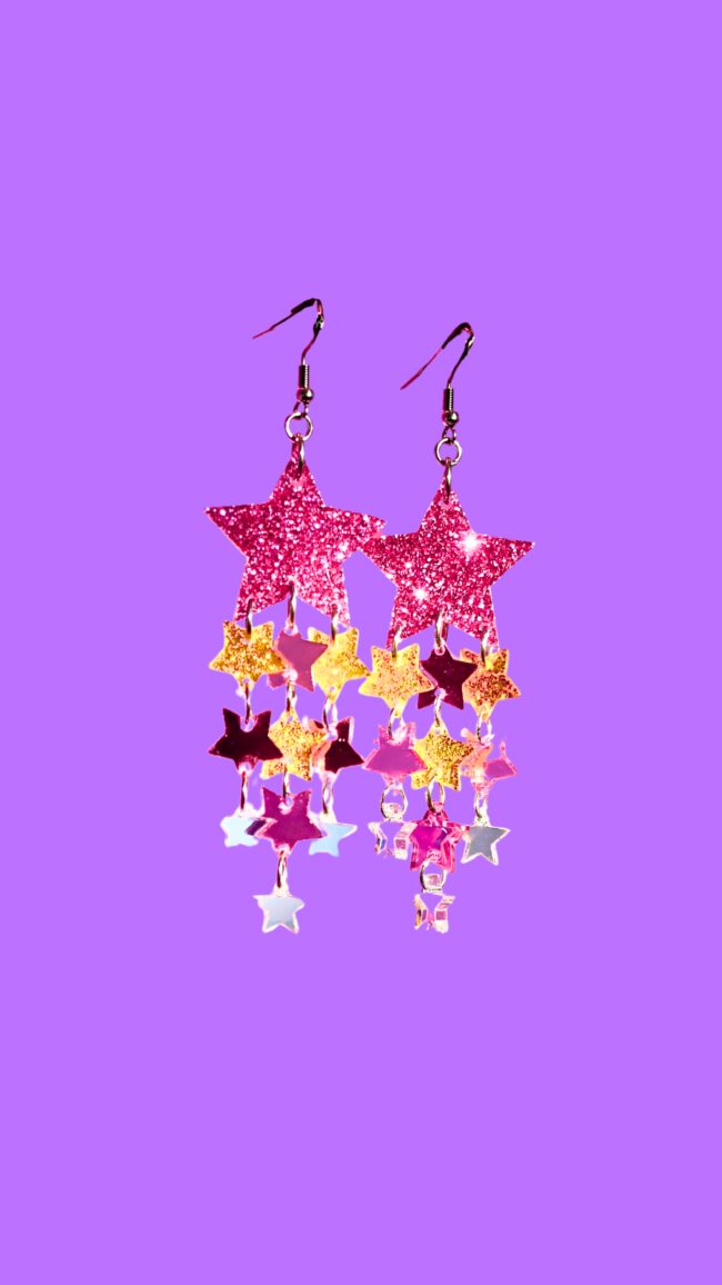 Isot Glitter Tähtisade korvakorut pinkki titiMadam Jewelry Isot Glitter Tähtisade korvakorut pinkki titiMadam Jewelry