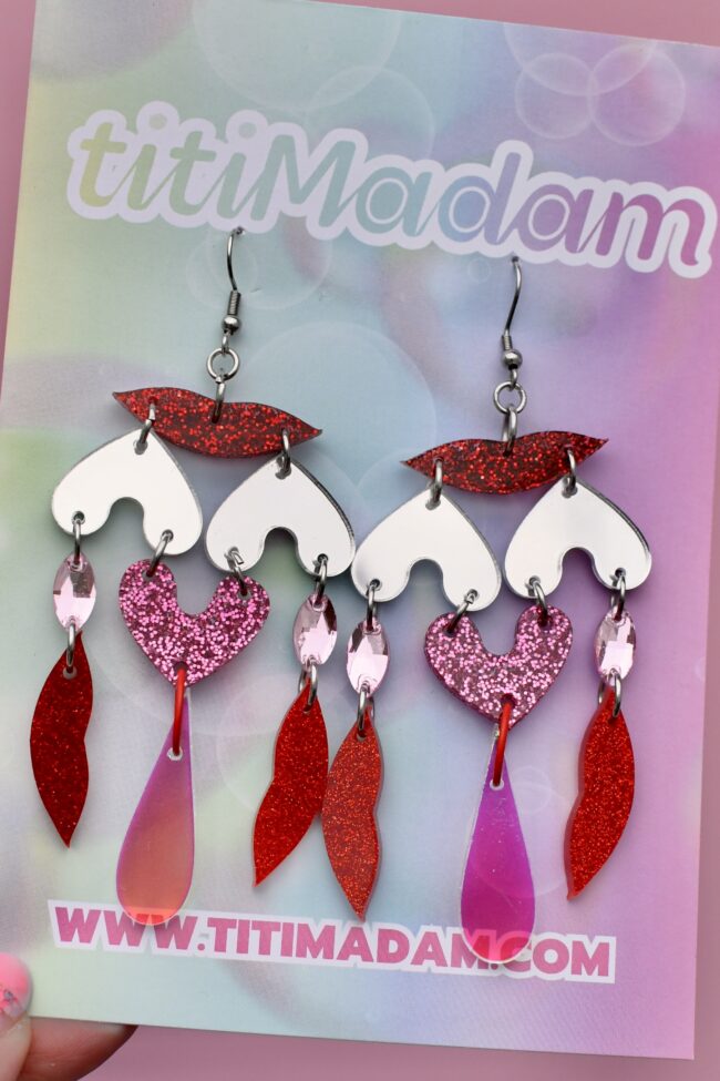 HEARTLESS 31 Uniikit värikkäät näyttävät korvakorut titiMadam Jewelry HEARTLESS 31 Uniikit värikkäät näyttävät korvakorut titiMadam Jewelry