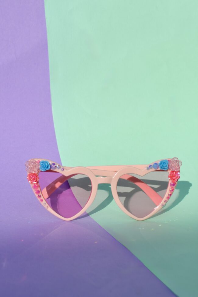 Vaaleanpunaiset sydänlasit timanttikoristeilla titiMadam Jewelry Sydänlasit kukka ja timanttikoristeilla vaaleanpunainen titiMadam Jewelry