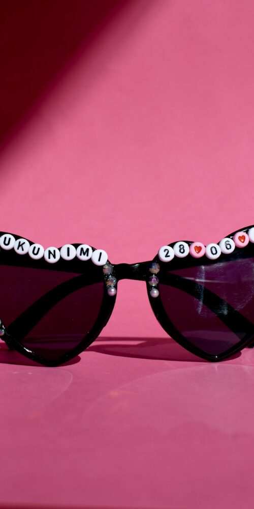 Custom Sydän aurinkolasit omalla nimellä musta titiMadam Jewelry